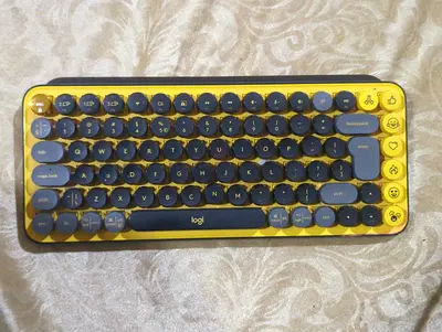 Logitech POP keys, scrap-ish condition w/box & dongle.