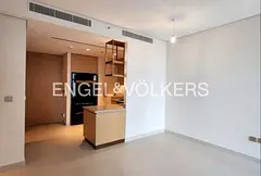 Best Priced | Vacant | Direct Mall Access
