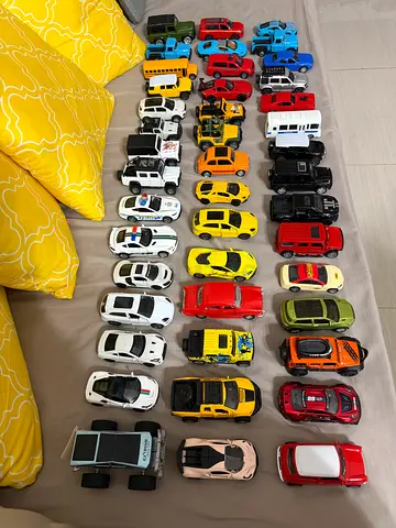 Lot of 46 assorted toy cars