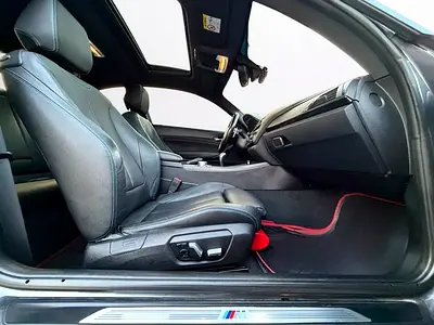 2017 BMW M2 — миниатюра 17