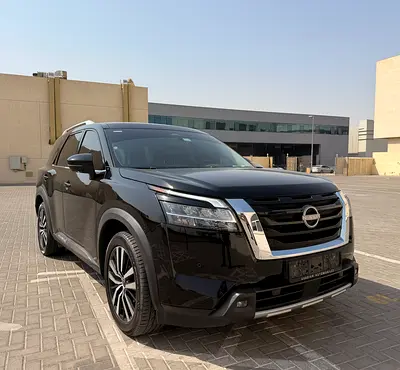 Nissan Pathfinder SL Top 2024 GCC Under Warranty