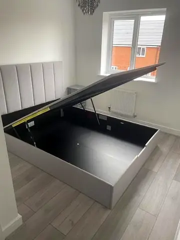 New gray colour king size hydraulic Bed