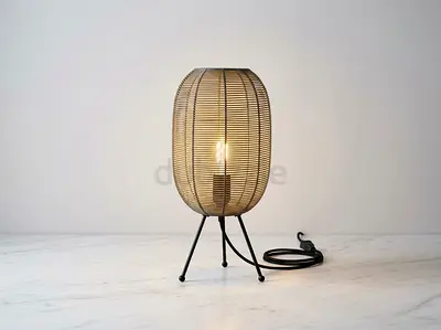 Modern metal rattan tripod table lamp (45 cm H)