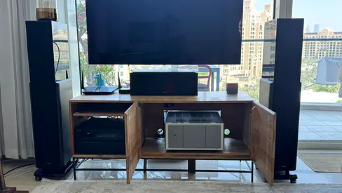 Powerful surround sound system