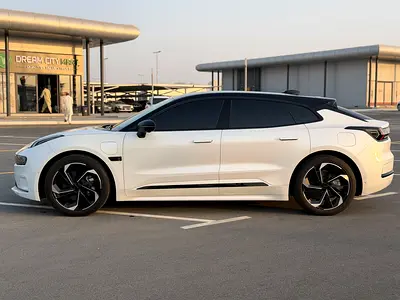 2023 Zeekr 001 照片 9