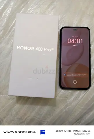 Honor 400 Pro smartphone with box - good condition