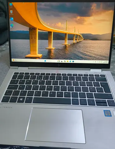 HP EliteBook x360 1030 G4,Intel core i5 8 th Gen with Original Charger -Foldable and touch support