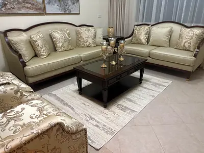 Classic 3-piece cream living room sofa set with wooden coffee tables