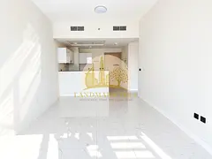 Unfurnished | Ready to Move | 2mns Walk to Metro