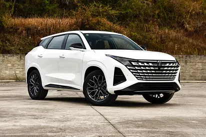 Changan UNI-Z 2026 Standard Chinese Specs