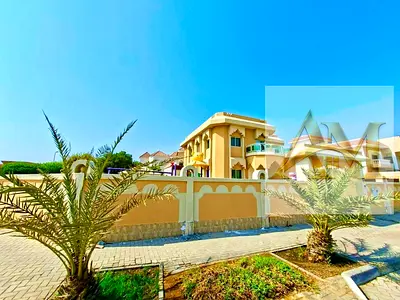 Luxury 5-BedRoom Villa Coner & Hall spacious Kitchen + Maid Room +Cover parking || 2 cheque payment