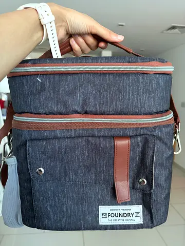 Foundry grey lunch bag - great confition, multiple compartments never used