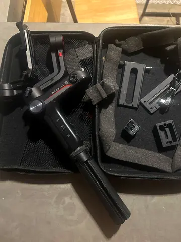 Zhiyun crane (handheld gimbal stabilizer with accessories and case)