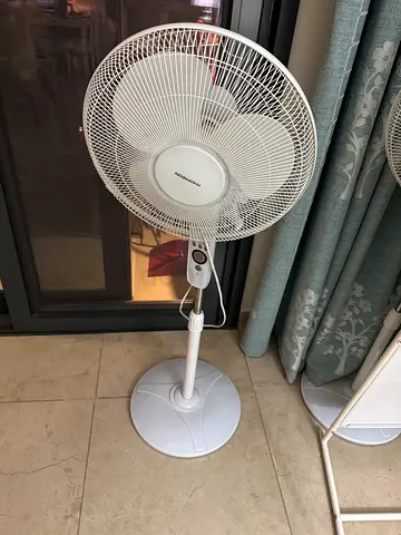 White pedestal standing fan - used, good condition