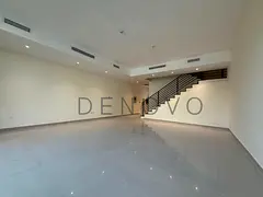 SPECIOUS BRIGHT VILLA | PARK FACING | CLOSED KITCHEN