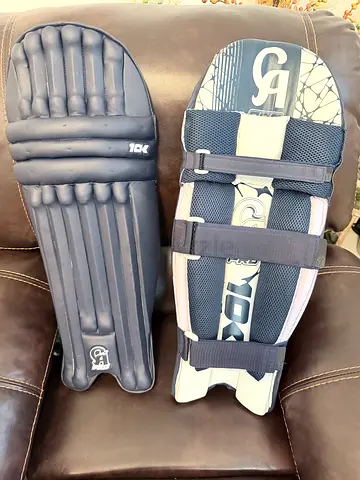 CA pro Cricket Batting Pads-RH - Light weight (New)