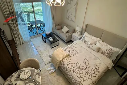 FULLY FURNISHED UPGRADED/BRAND NEW/MODERN LAYOUT