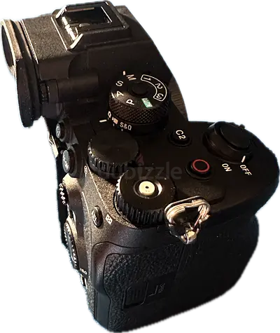 Sony A7R V (ILCE-7RM5) Body Only – Low Shutter Count 16,530 – Excellent Condition