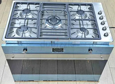Smeg Brand gas hobs with gas oven