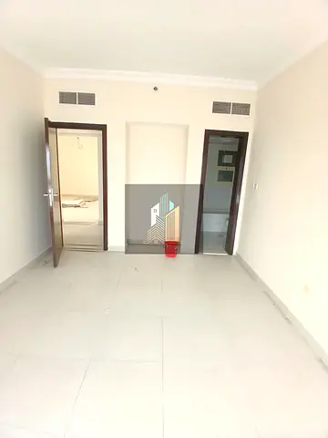 NEAR NESTO AND DISCOUNT, NEAT AND CLEAN FAMILY BUILDING APPARTMENT