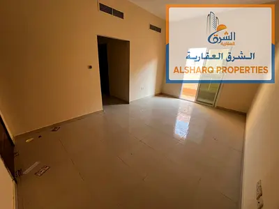 غرفتين ماستر _بمساحة كبيرة جدًا_3 حمامات_ بلكونة _سهولة المخرج إلى الشارقة ودبي