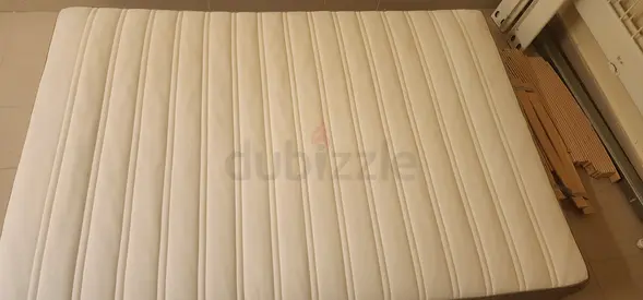 Single/Small Double Mattress in Good Condition - Light Beige
