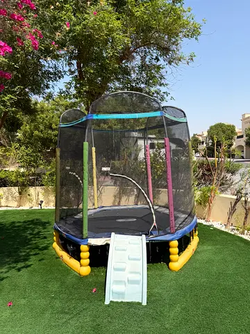 Little tikes trampoline 7 foot - mirdif