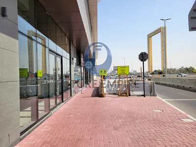 Prime Location Shop Available For Good Business