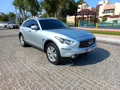 2014 Infiniti QX70 照片 2