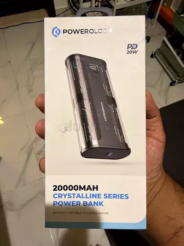 Powerology 20000mAh PD 20W Power Bank -   iBrand New in Boy j have 200 different pieces and brands