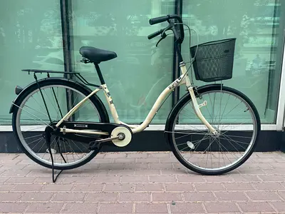 JAPANESE LAPIS 26" CITY BIKE  Super Clean Step-Through Commuter w/ Basket & Rear Rack!