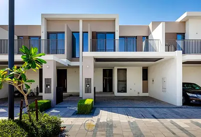 Unfurnished | 4BHK + Maid's | Grand Foyer | Spacious Layout |