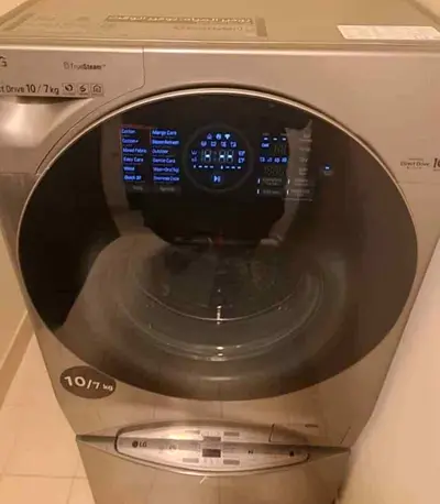 LG 10kg Front Load Washer Dryer (10/7 kg) - Good Condition