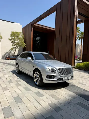 Bentley Bentayga 2017 W12 First Edition AWD GCC Specs