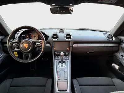 2022 Porsche 718 — миниатюра 12