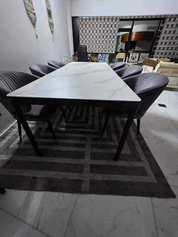 Dinning table