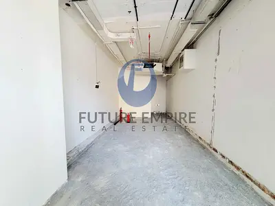 Prime Location Shop Available For Good Business