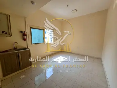 استوديو واسع للإيجار في النباع | تكييف وغاز مركزي | صيانة على المالك | موقع مميز وسهولة في السدادوقريب من دبي وعجمان