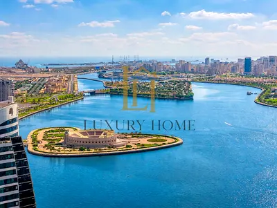 PREMIUM WATERFRONT LIVING | POOL, GYM & COVERED PARKING INCLUDED