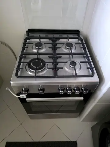 Beko Gas Cooker 60cm Barely Use Same As Branf New Condition
