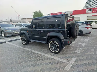 Suzuki jimny glx 7yrs warranty and service contract 18000 km only