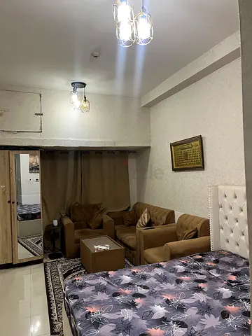 للإيجار الشهري – استوديو مفروش جديد بالكامل في أبراج اللؤلؤة عجمان