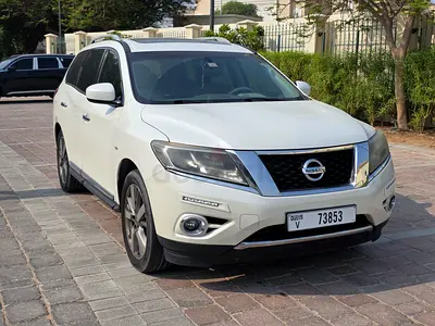 Nissan Pathfinder 2015 SV GCC Specs