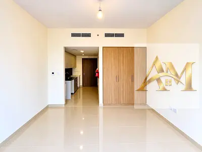 Luxurious Stuido || Beachfront Community ||Balconey|| Parking Free || Pool View || All Amenities