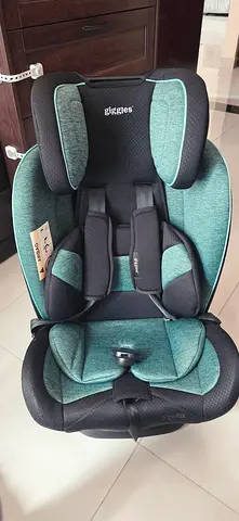 Convertible Child Car Seat - Good Condition