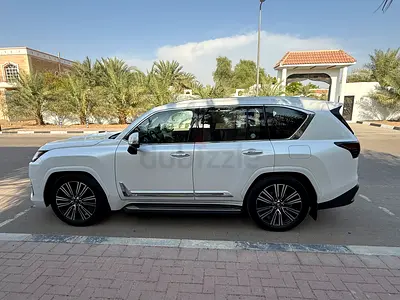 2026 Lexus LX-Series LX 700h Signature GCC Specs
