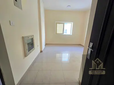 LAVISH 1BHK AVAILABLE READY TO MOVE YEARLY UNFURNISHED FOR FAMILY CHEAP PRICE 26K LIMITED TIME OFFER