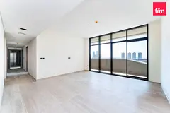 2Bed+maid | Spacious Layout |Vacant