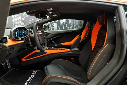 صورة مصغرة 12 لـ 2024 Lamborghini REVUELTO