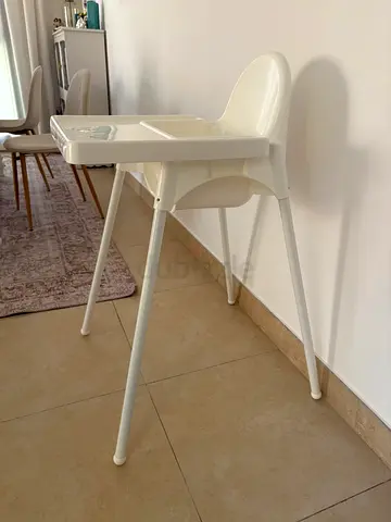 White baby high chair (simple, sturdy) - used
